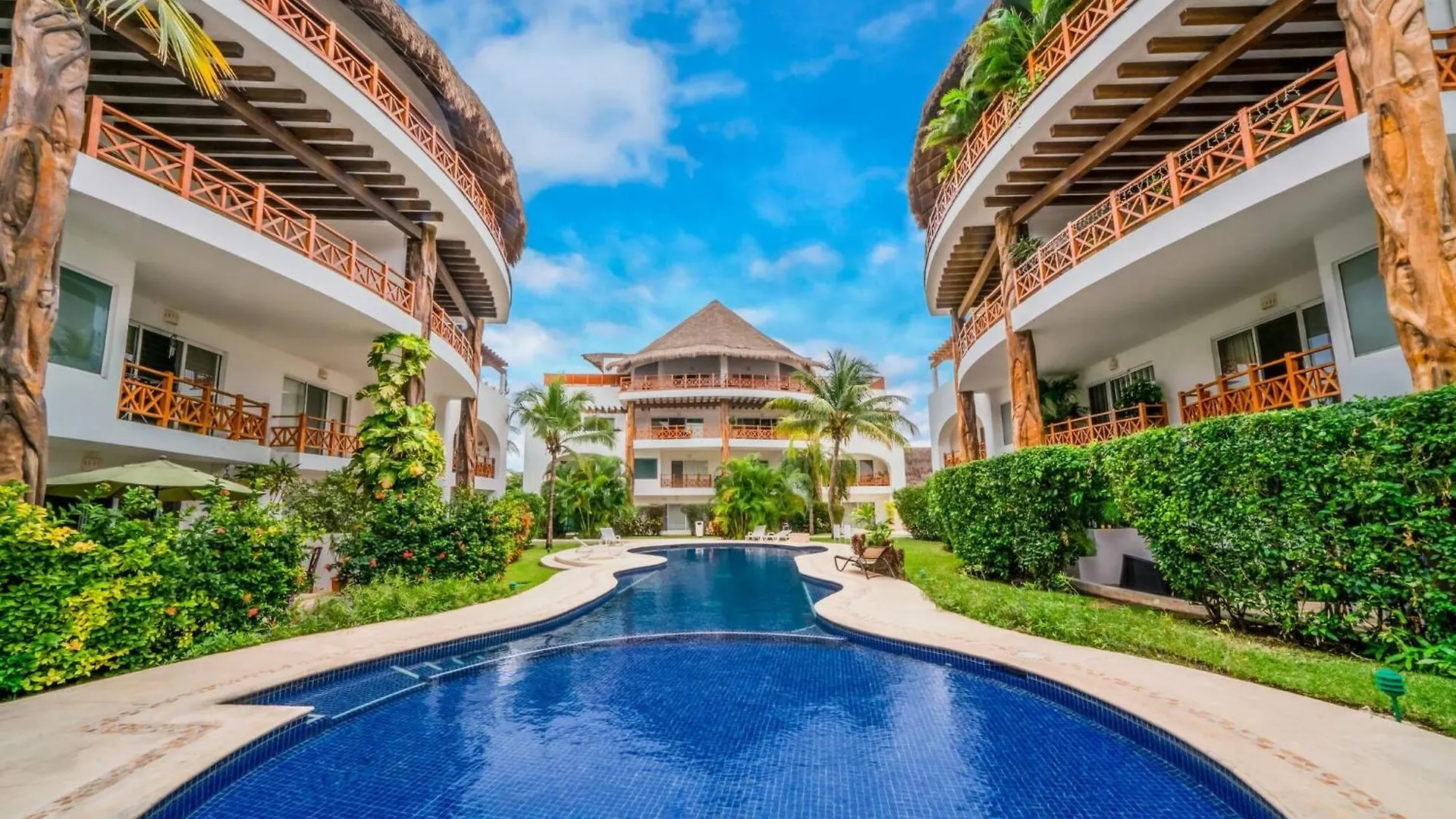 Modern 3Br Condo In The Center Of Playa Del Carmen - Muuyal 304